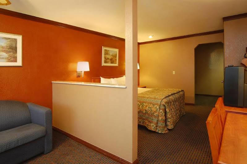 Days Inn By Wyndham Bishop Exterior foto